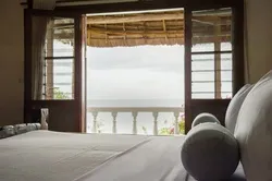 Bungalow with ocean view